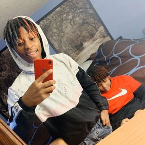 Meet your Posher, Casey